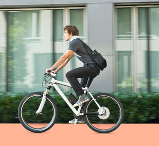 Mikromobilität: Scooter, Trottinett oder E-Bike sind eine ideale Ergänzung zum öffentlichen Verkehr. Und wer sie nur gelegentlich braucht, kann sie auf dem Areal mieten.